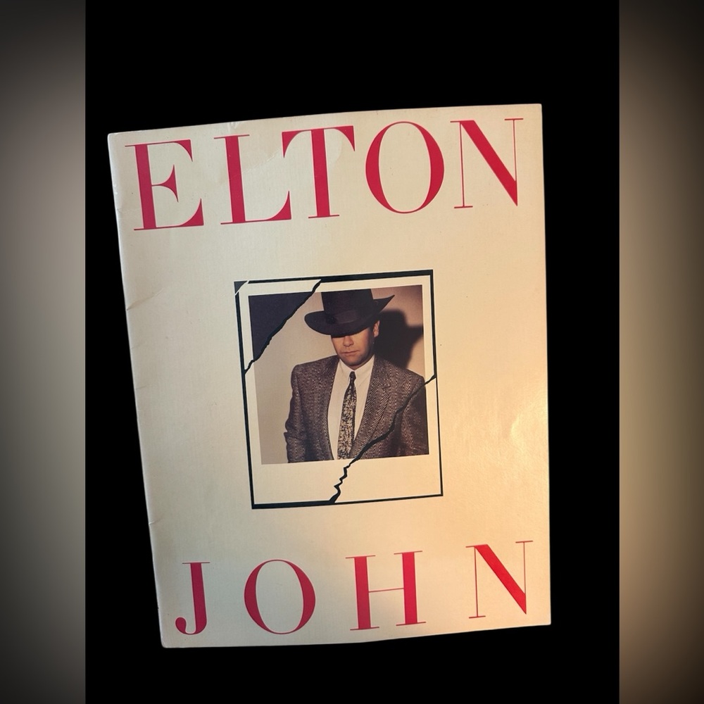 Elton John- Breaking Hearts Tour 1984 Program Book